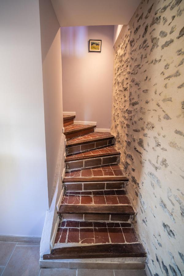 Gite "La Sainte-Croix", Traditional Provencal House For 8 People, Private Swimming-Pool, Air-Conditioner, Beautiful Scenery فيسون-لا-رومان المظهر الخارجي الصورة