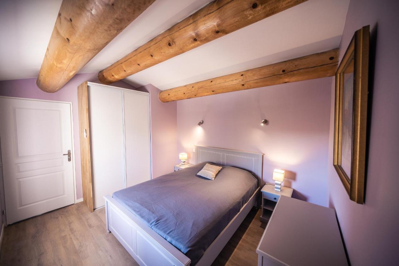 Gite "La Sainte-Croix", Traditional Provencal House For 8 People, Private Swimming-Pool, Air-Conditioner, Beautiful Scenery فيسون-لا-رومان المظهر الخارجي الصورة