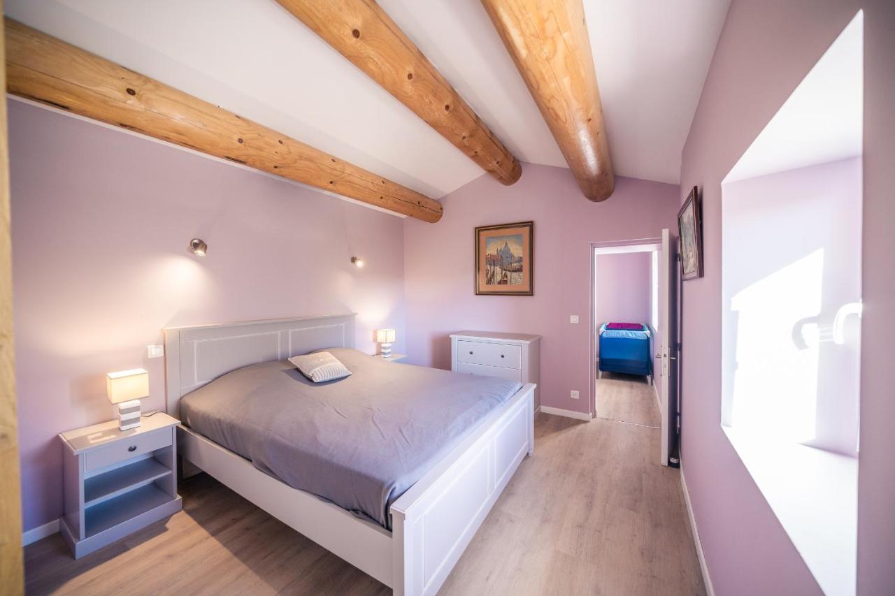 Gite "La Sainte-Croix", Traditional Provencal House For 8 People, Private Swimming-Pool, Air-Conditioner, Beautiful Scenery فيسون-لا-رومان المظهر الخارجي الصورة